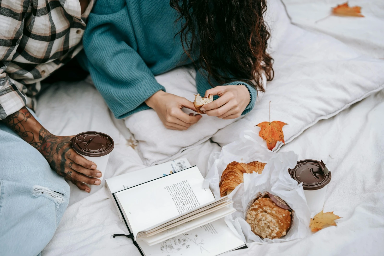 Soirée cocooning à deux : popcorn, cacao, lumière tamisée